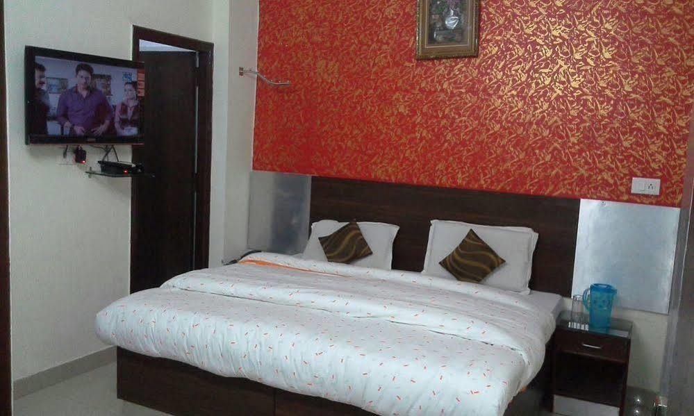 Hotel Anand Villa Agra  Bagian luar foto